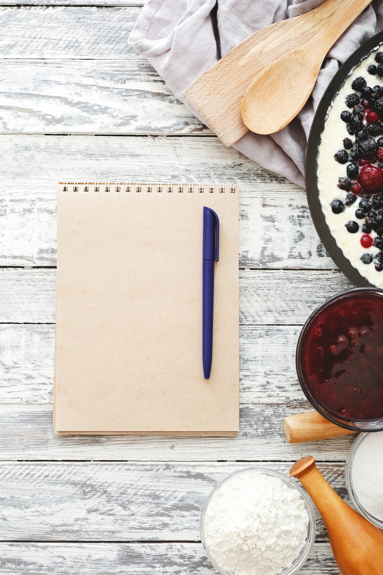Pricing sample: course booklet and pen